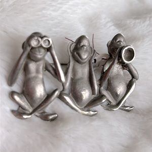 Silly Silver Monkeys hear no evil, see no evil speak no evil metal/ New brooch